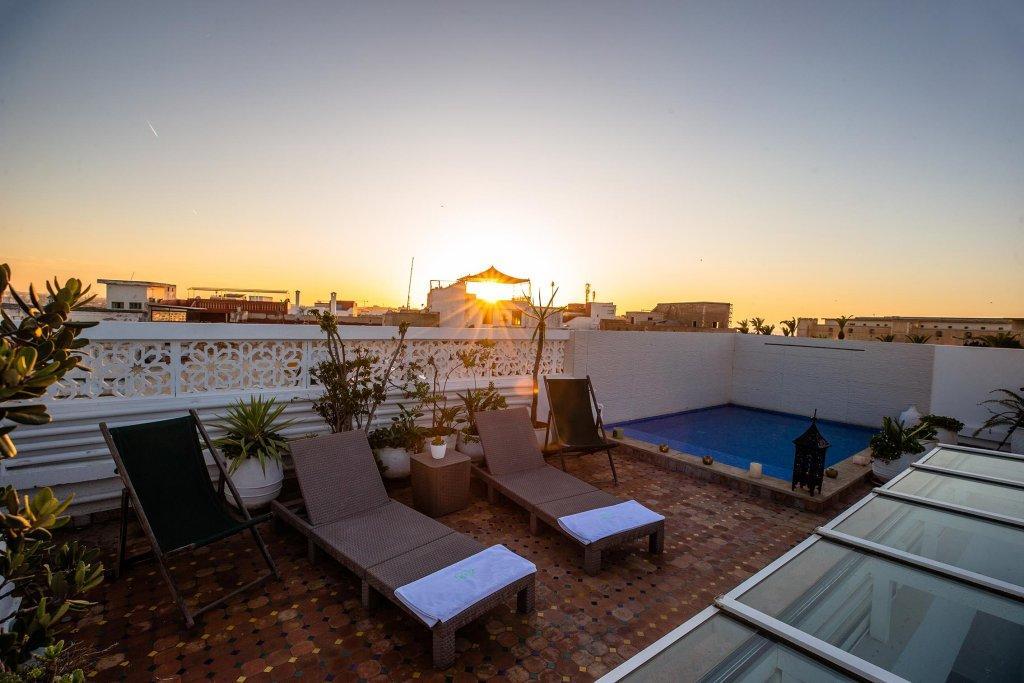 Riad Dar Kika Salam By Dks